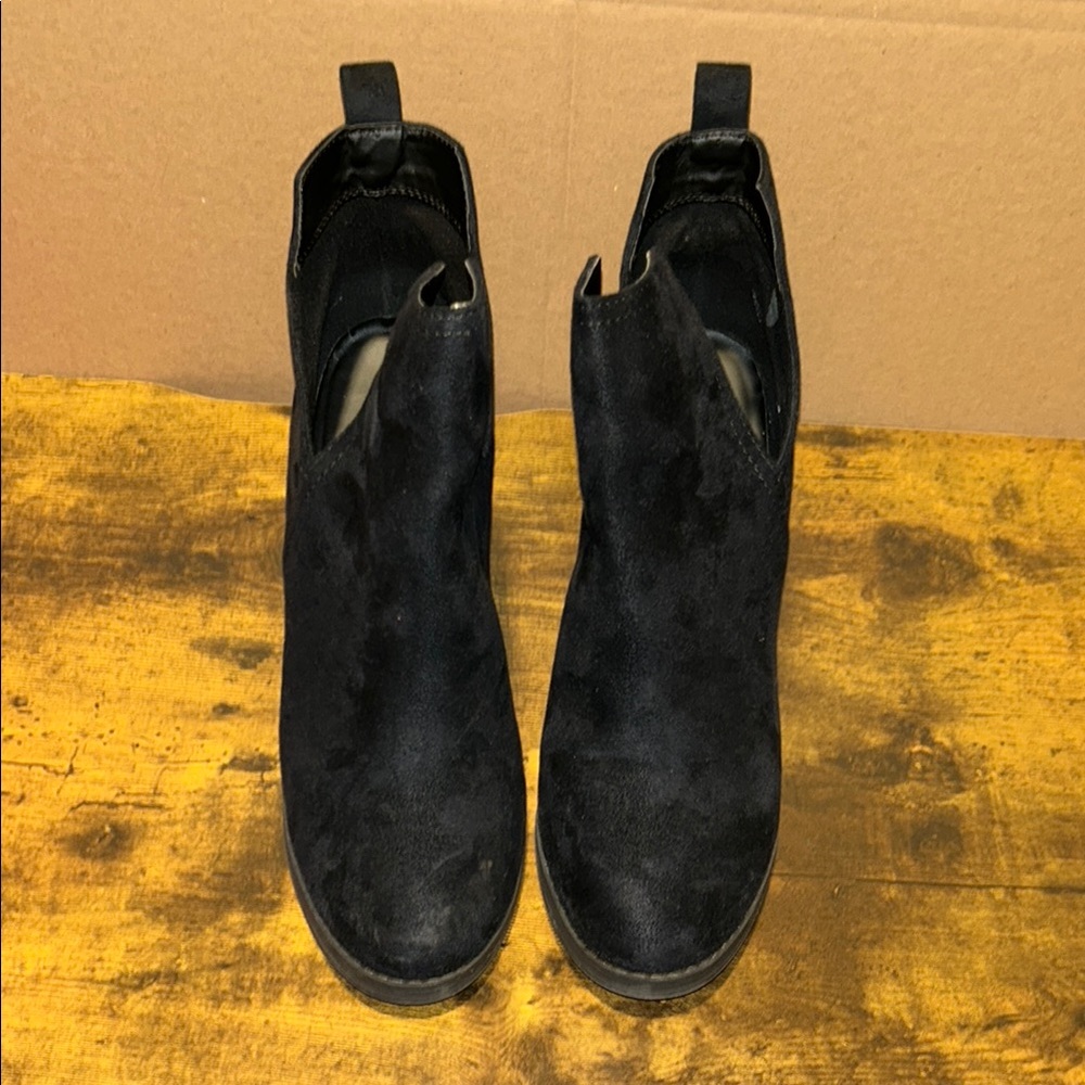 Charlotte Russe black boots